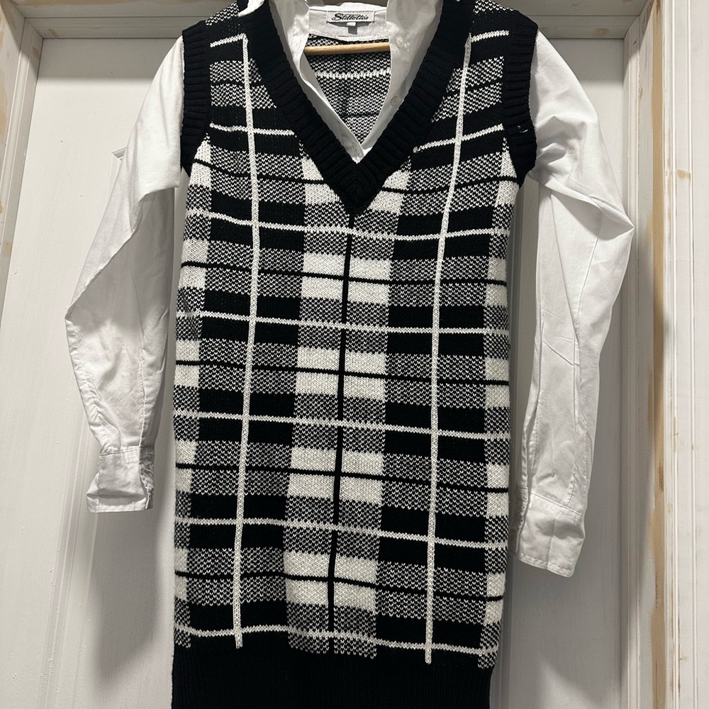Women’s  Black and White Sweater Vest mini dress